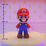Mario Amigurumi 3D – Boneco Decorativo Estilo Crochê