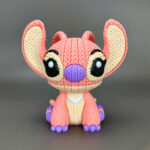 Angel Amigurumi 3D - Boneco Sentado Estilo Crochê