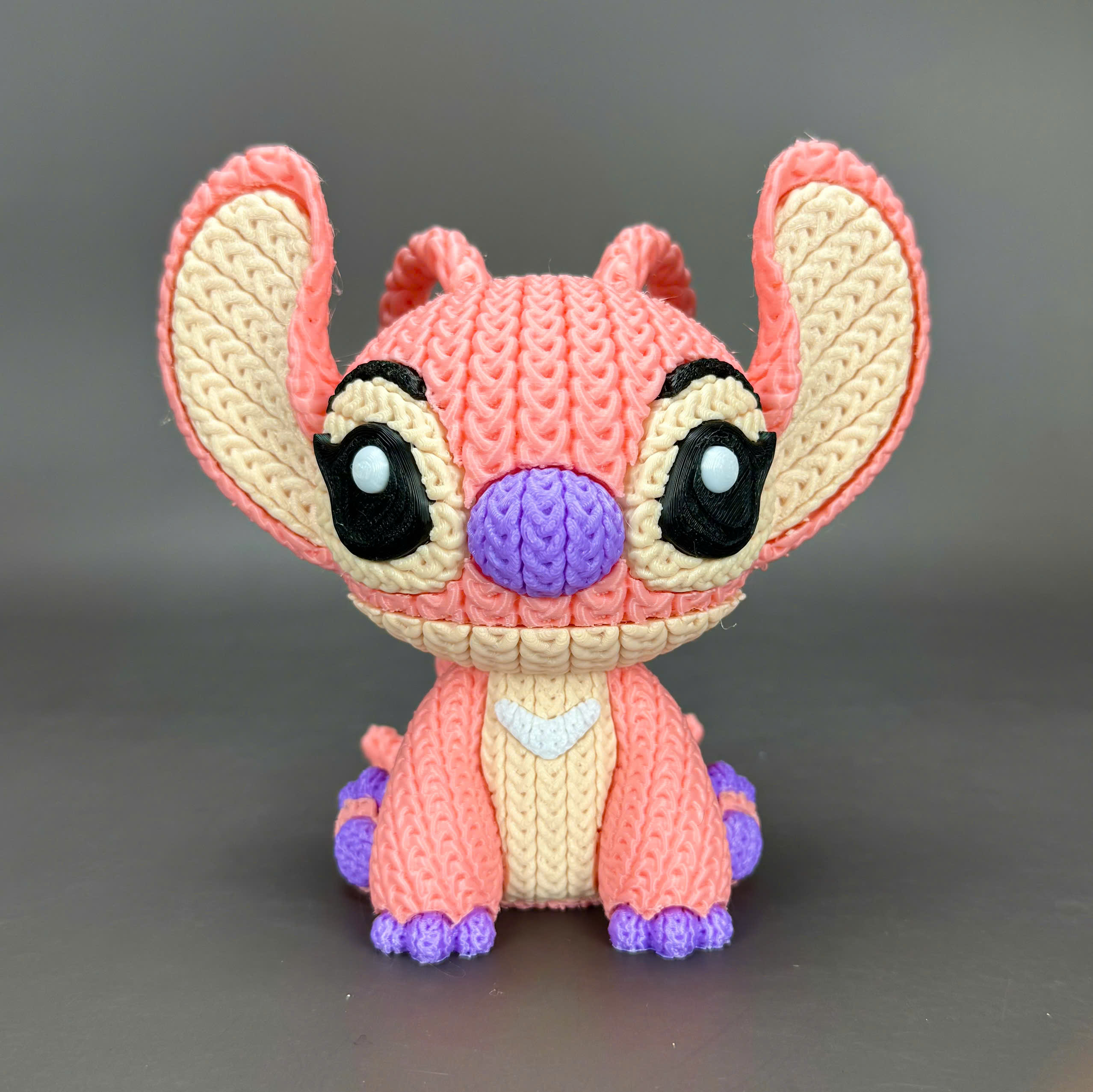 LS-ANGEL-SITTING-CROCHET_01
