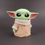 SW-BABY-YODA-CROCHET_01